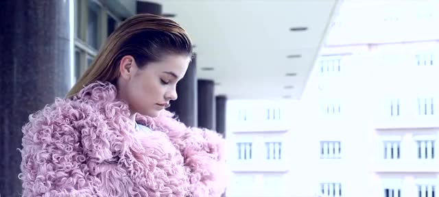 Barbara Palvin - Vogue Portugal