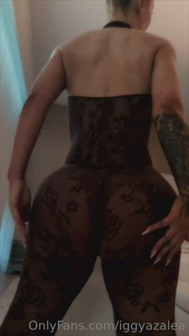 big ass celebrity iggy azalea gif
