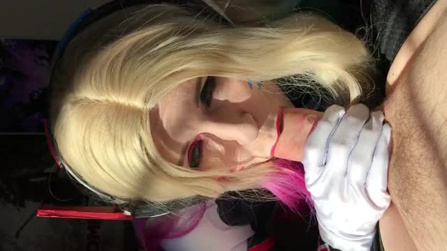 "ChelHellBunny" Sucking Cock
