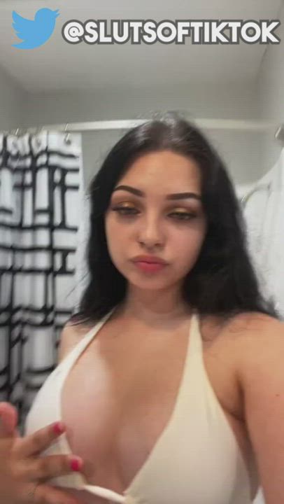 18 Years Old Amateur Brunette OnlyFans Teasing Teen TikTok gif