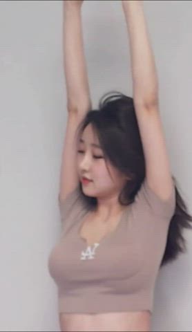 ass dancing korean gif