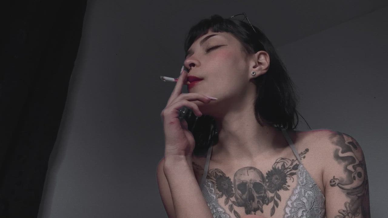 I'm Online!!! Let's enjoy together this Wednesday that is HOT [anika_torres]