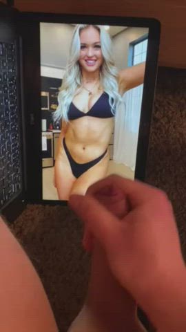 This is what she gets for being such a tease…! Ah…! Fuck yeah!!!