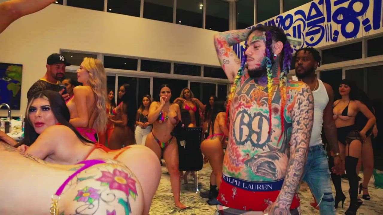 Big Ass Dancing gif