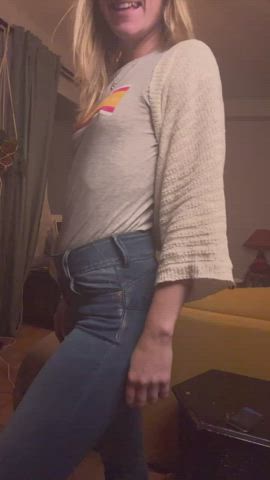 My ass looks incredible in these jeans