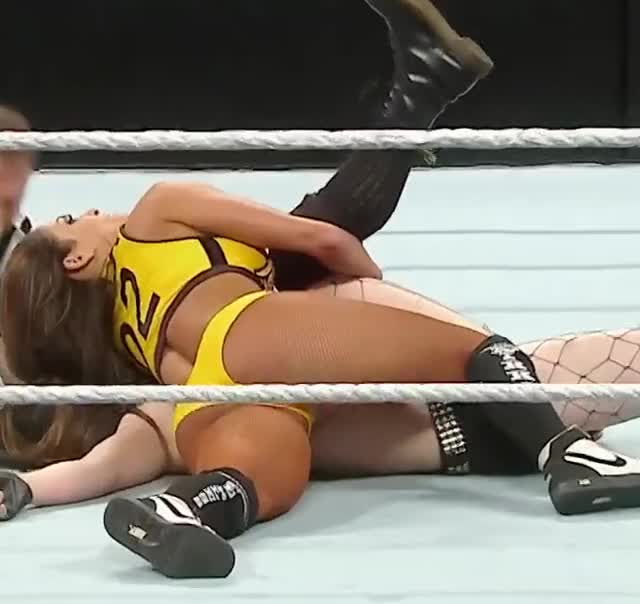Nikki1
