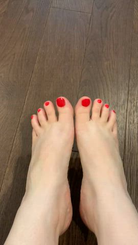 I hope you like red 😜 (OC)