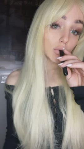 Would you fuck me? Link in my bio and the comments 🥰
