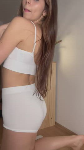 my ass is little but it can jiggle