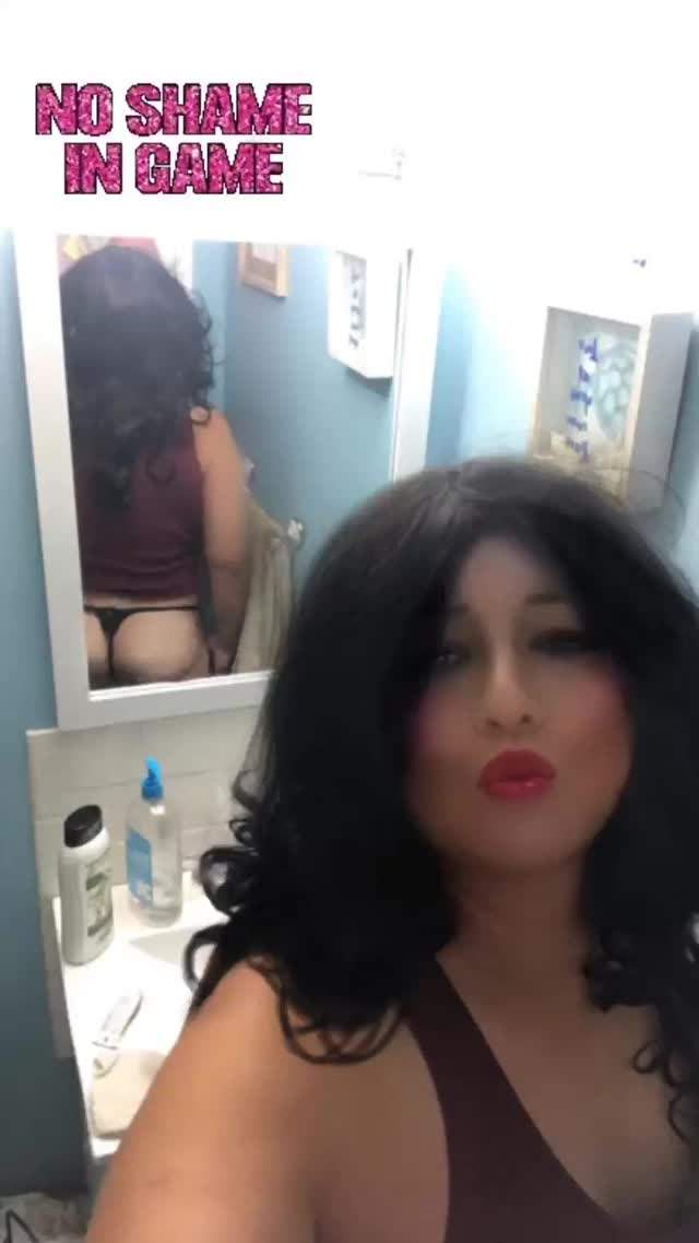 opps I forgot my skirt