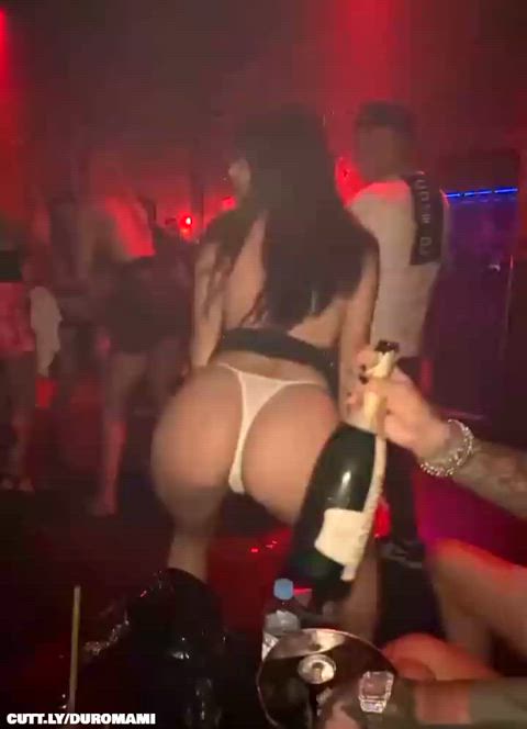 flash flash at the club