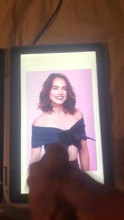 Daisy Ridley cumtribute