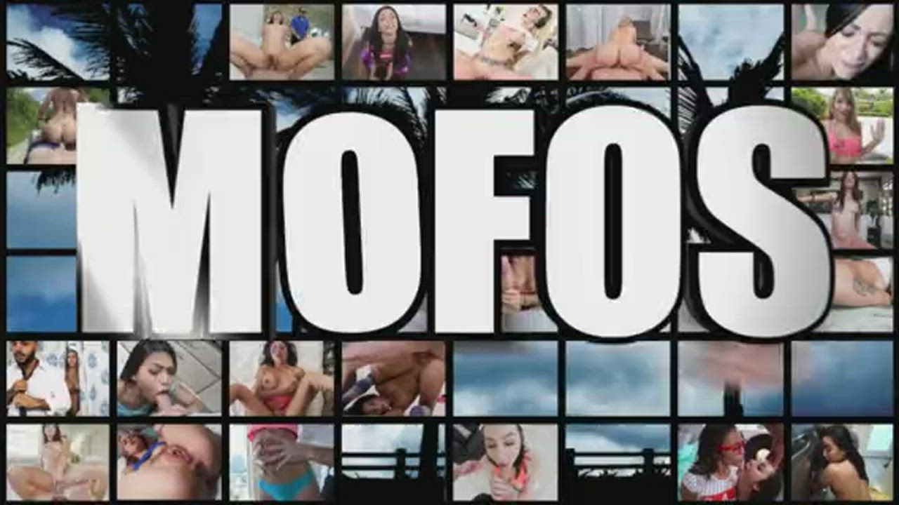 Blowjob Cowgirl Doggystyle Missionary Natural Pale Petite Pigtails Redhead Size Difference