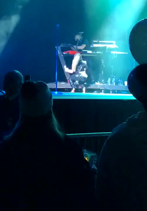 A Little Bit Of Booty Bouncing