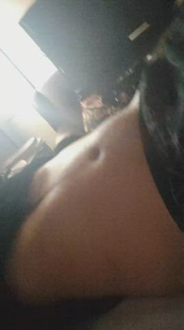 Someone tell me this sub like skinny boys