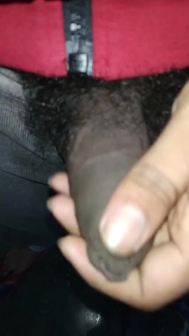 wanna suck this uncut grower? M(21)