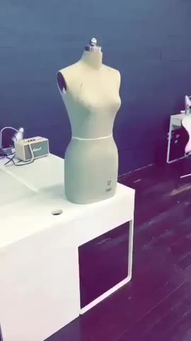 Iggy-Azalea-twerk-Sexy-HotCelebsTube (1)