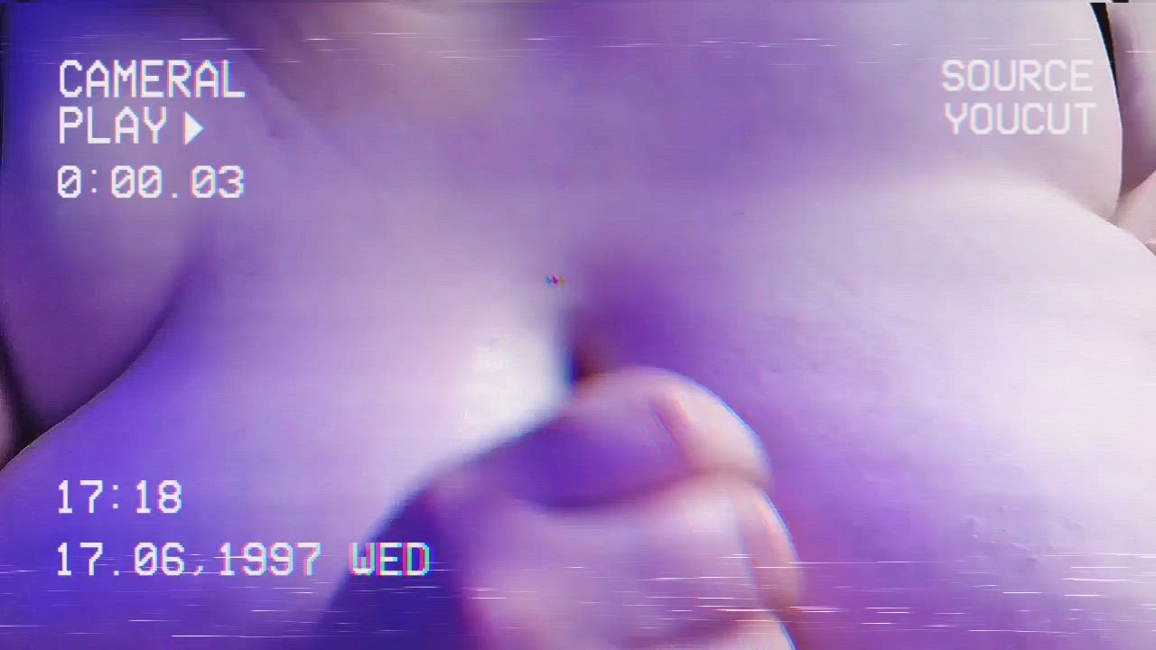 Slowly pumping the cum out between my tits 🤤 [OC]