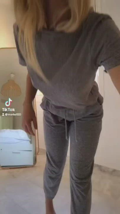Big Ass Big Tits Girls gif