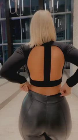 ass big ass blonde booty girls gif