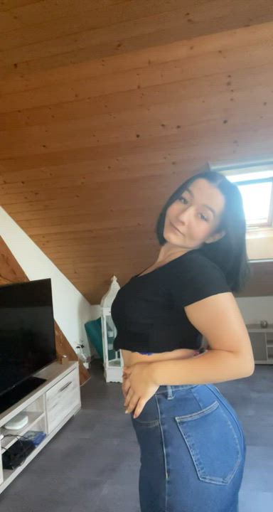 Bed Sex GIF by kaylaschweizerr