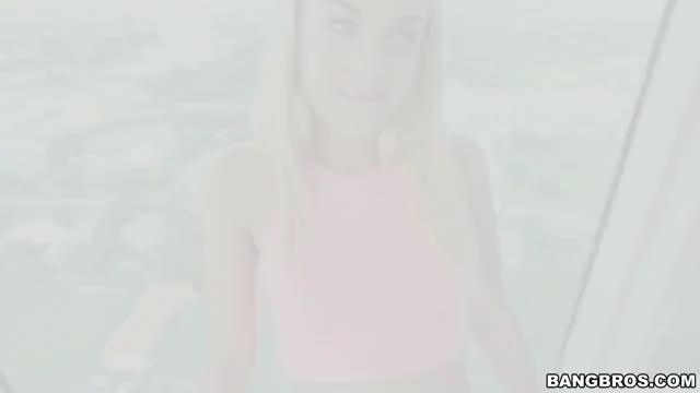 Petite Uma Jolie 