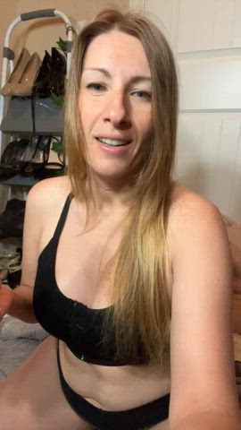 amateur big tits blowjob dildo handjob homemade milf mom onlyfans solo gif