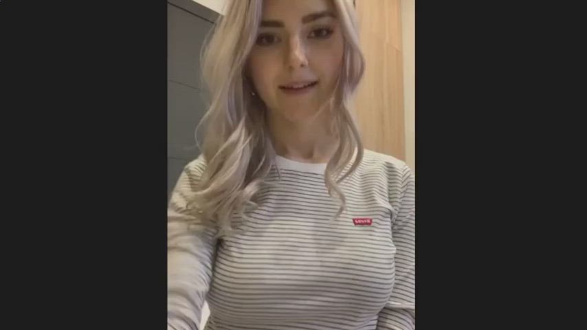 18 Years Old Asshole Brunette Canadian Licking Lingerie Norwegian Rough Student gif