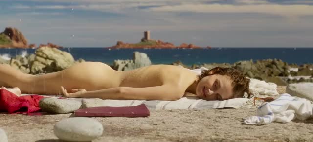 Natalie Portman - Planetarium (2016)