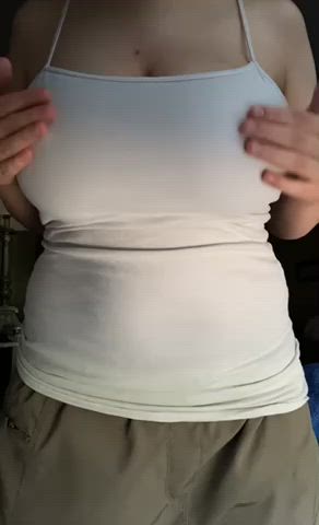 Pulling out my E cup boobs for you ❤️
