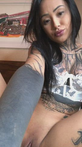 Can I be your morning boner? 👻