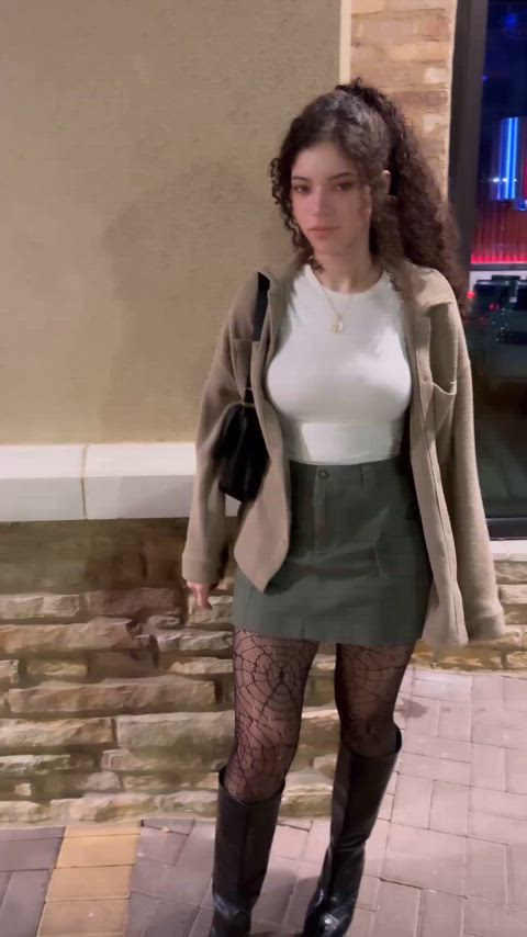 babe big tits boobs brunette busty curvy hardcore huge tits thick tits gif