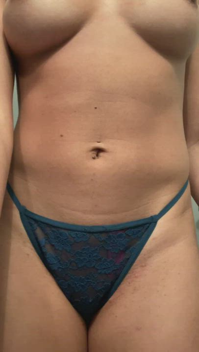 Pay attention to me instead of your girlfriend??available for [sext]phone with live
