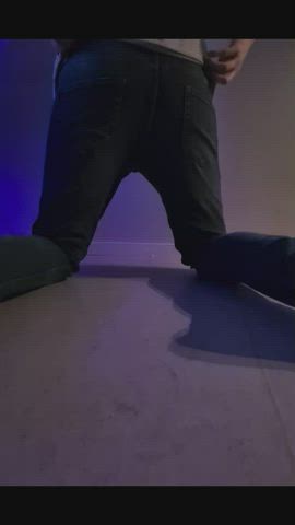 Never know who might be hiding a tight bubble butt <3😅🙄 (23)