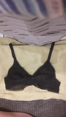 bra cum cumshot gif