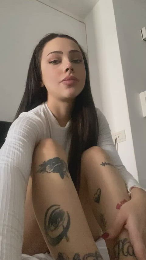 Let my toes hypnotize you 😵‍💫