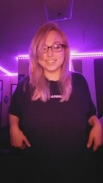 Big Tits Goth Titty Drop [OC]