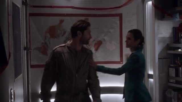 Jennifer Connelly - Snowpiercer (2020, S1E5) - having sex (no nudity), then in underwear