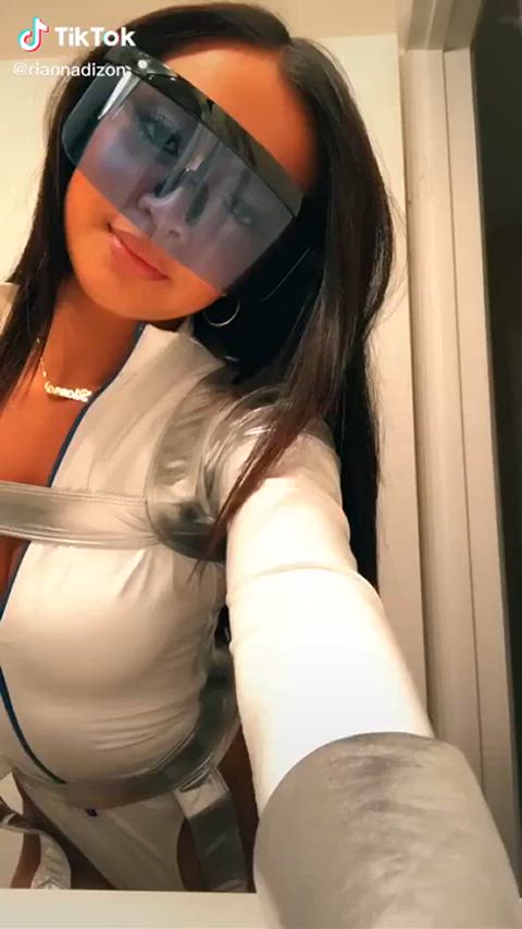 asian teen teens tiktok r/juicyasians tik-tok gif