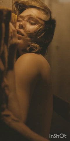 “....Wha...What's Happening..Aaah aah What are you doing ?” -Mommy Olsen