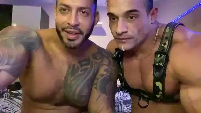 I love being a big macho bodybuilder who swallows nut from big dicks behind closed