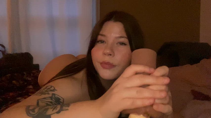 Would you let me do this as your gf?❤️