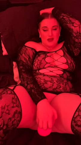 There’s no better feeling than having my tight little hole stretched 😍 full