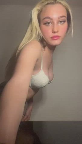 Would u love to dance and f*ck with me [f]