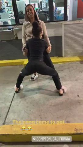 ass teen twerking gif