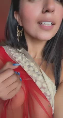 I’m a horny little slut 😏