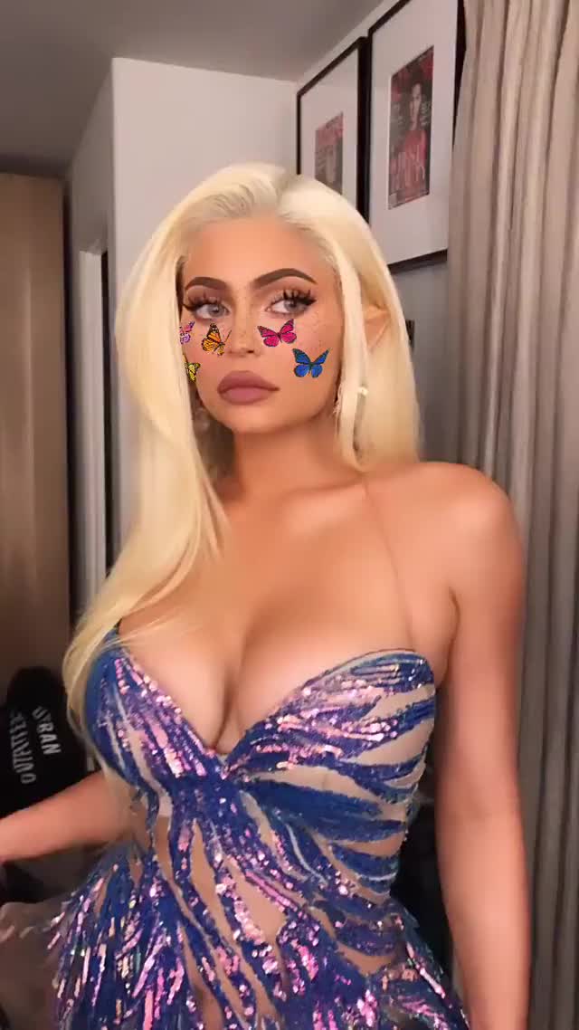 Kylie Jenner -  Instagram Story, 10/31/2019