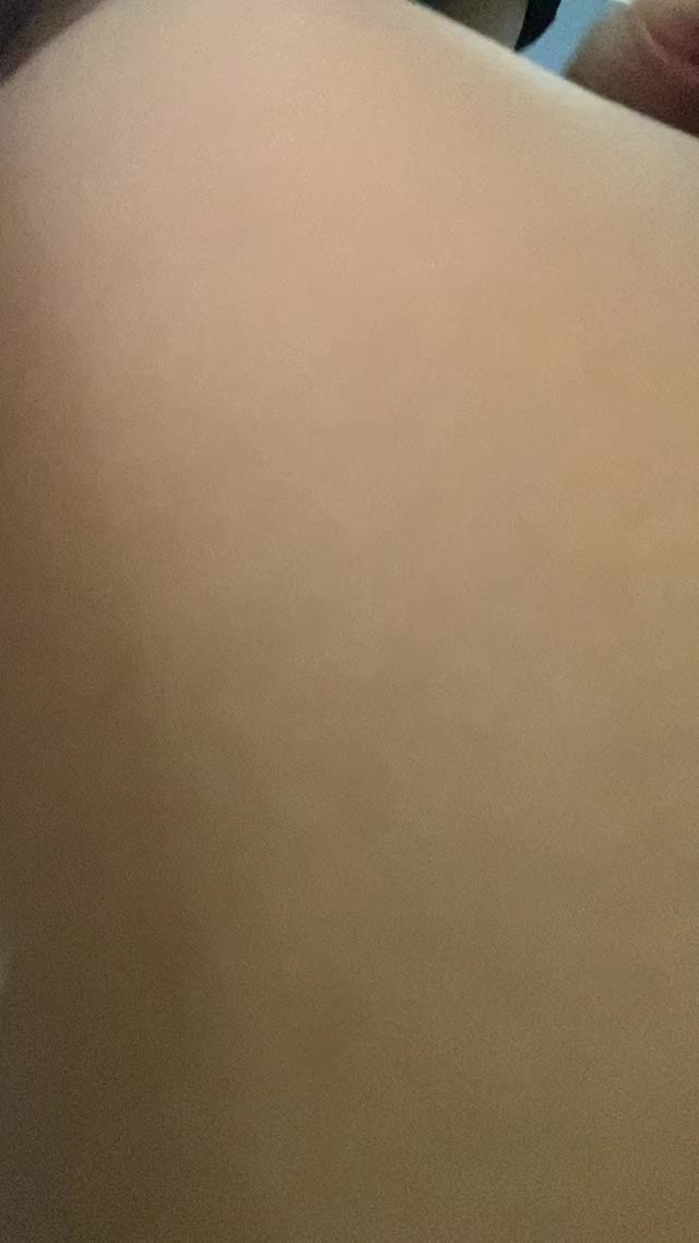 Love how cum feels running down my thighs ??