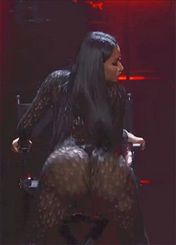 I Want Nicki Minaj Twerking On My Face!