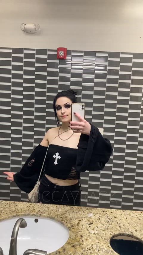 I 🖤 being a slut !!!
